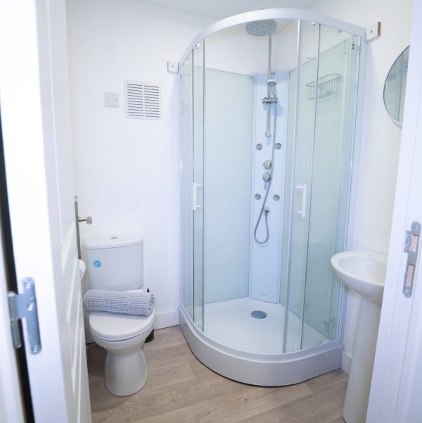 0fb164fa-02a7-43a8-bc74-f32e7b04ed32