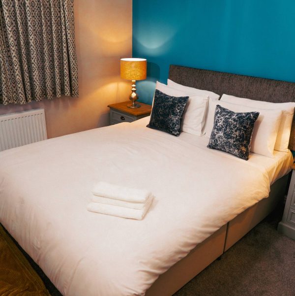 ef067b4a-77c8-4e42-b337-595b1576836a